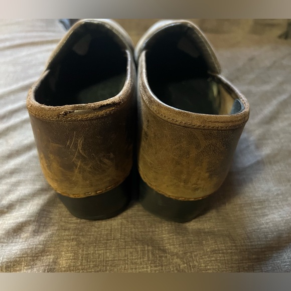 LL Bean Nubuck Nursing Clogs Size 10 (42) - Picture 5 of 9